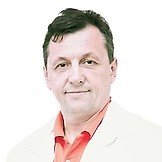 Врач Агранович Олег Виленович