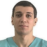 Врач Амирханян Михаил Артурович