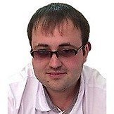 Врач Цатишаев Руслан Эскиевич