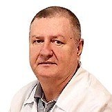 Врач Ежов Юрий Григорьевич